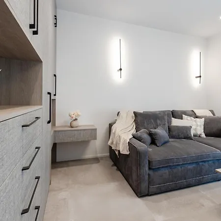 Gabi- New , 5 Min Walk From Diocletian S Palace Split