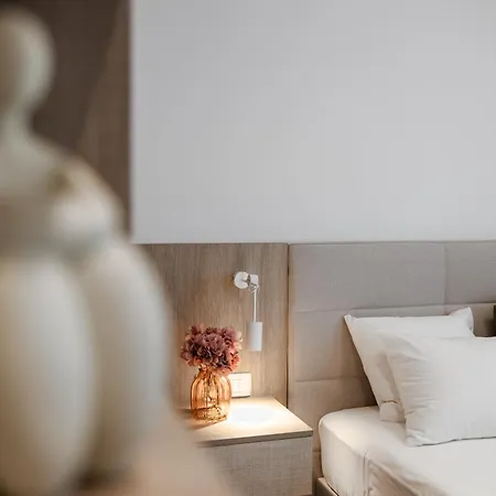 Gabi- New , 5 Min Walk From Diocletian S Palace Apartment Split