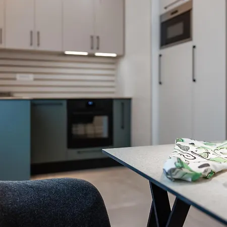 Apartment Gabi- New , 5 Min Walk From Diocletian S Palace *
