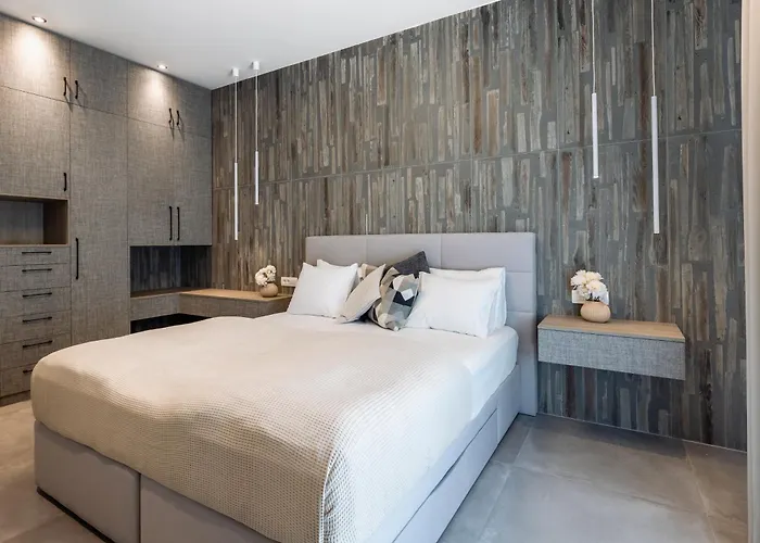 Gabi- New , 5 Min Walk From Diocletian S Palace 公寓 *