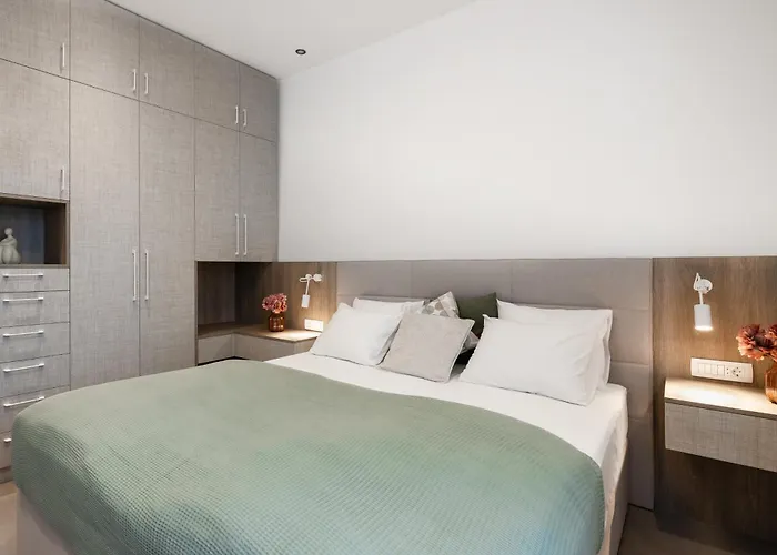 Gabi- New , 5 Min Walk From Diocletian S Palace 公寓