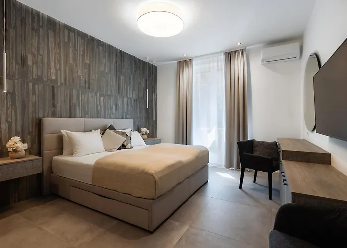 Gabi- New , 5 Min Walk From Diocletian S Palace